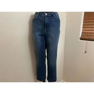 Nine west taylor cuffed capri blue jean size 16 gently used. item # 137